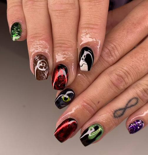 Cutie little Hocus Pocus nails