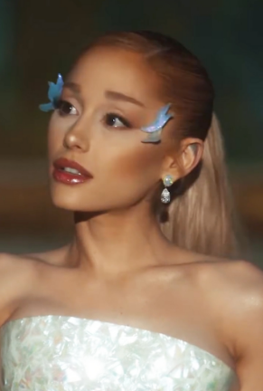 Perfume That Ariana Grande Wears